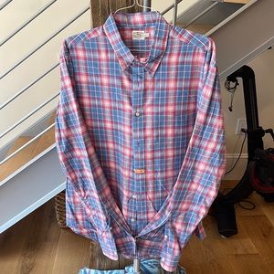 Faherty Button Down Shirt. XXL. Red / White / Blue.